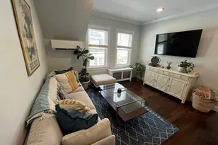 32 Hautevale St, Boston, MA 02131 - Photo 2