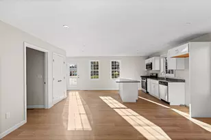 393 Court St, Plymouth, MA 02360 - Photo 6