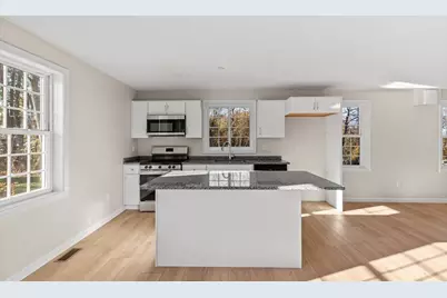 393 Court St. #3, Plymouth, MA 02360 - Photo 4