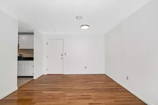 307 Pawtucket Blvd, Lowell, MA 01854 - Photo 8