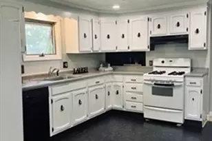 6 Fletcher St, Ayer, MA 01432 - Photo 14