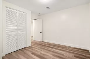 8 Faunce Rd, Boston, MA 02126 - Photo 20