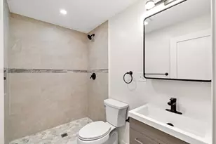 8 Faunce Rd, Boston, MA 02126 - Photo 22