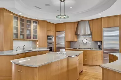 120 Seaver St #C102, Brookline, MA 02445 - Photo 12