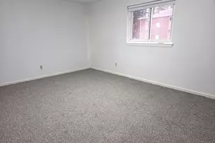 586 Boston Post Rd, Marlborough, MA 01752 - Photo 12