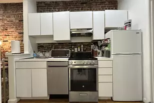 6 Cleveland Pl, Boston, MA 02113 - Photo 4