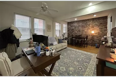 6 Cleveland Pl #4, Boston, MA 02113 - Photo 1