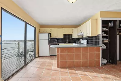 201 Cliff Avenue, Winthrop, MA 02152 - Photo 8