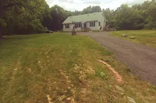 5 Silver St, Wilbraham, MA 01095 - Photo 2