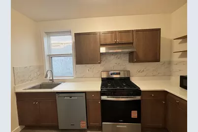 1371 Commonwealth Avenue #3, Boston, MA 02134 - Photo 2