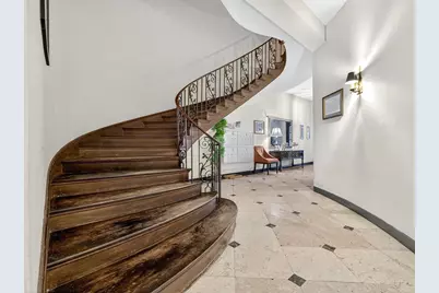 93 Beacon Street #5, Boston, MA 02108 - Photo 8