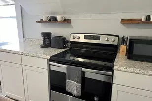 272 Front St, Manchester, NH 03102 - Photo 2