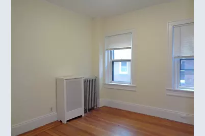 6 Beals Street #2, Brookline, MA 02446 - Photo 4