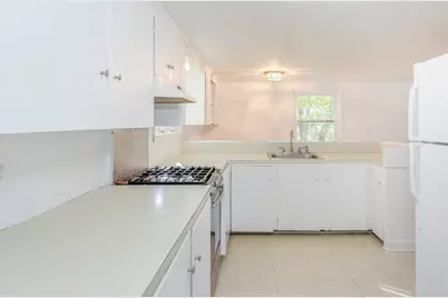 11 Captains Ln, Mattapoisett, MA 02739 - Photo 4