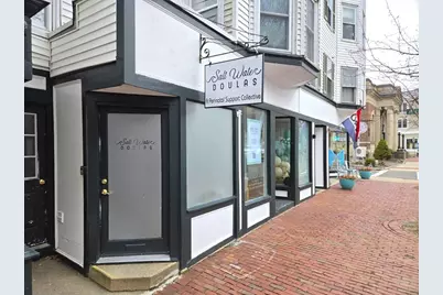 82 Main Street, Amesbury, MA 01913 - Photo 2