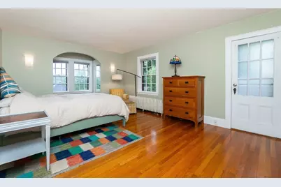 93 Churchill Ave, Arlington, MA 02476 - Photo 4