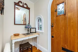 93 Churchill Ave, Arlington, MA 02476 - Photo 8