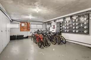 115 Grove St, Boston, MA 02132 - Photo 20