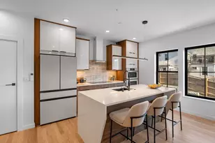 11 Boynton St, Swampscott, MA 01907 - Photo 18