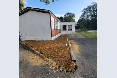 557 SW Cutoff #55, Auburn, MA 01501 - Photo 2