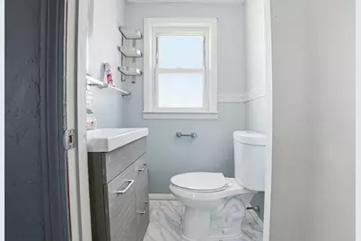 364 Tecumseh Street, Fall River, MA 02721 - Photo 24