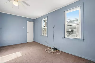 364 Tecumseh Street, Fall River, MA 02721 - Photo 12