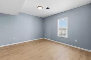57 Washburn St, New Bedford, MA 02740 - Photo 12