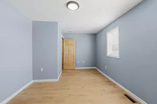 57 Washburn St, New Bedford, MA 02740 - Photo 20