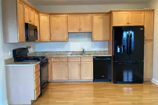 11 Lake St, Wakefield, MA 01880 - Photo 1