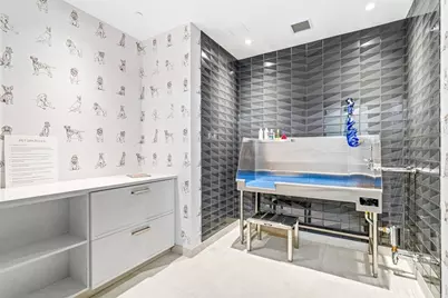 100 Shawmut Ave #205, Boston, MA 02118 - Photo 24