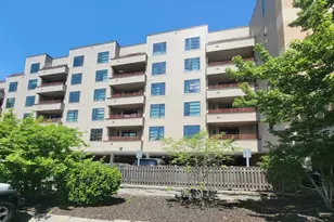 1650 Commonwealth Ave, Boston, MA 02135 - Photo 26