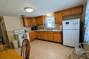 14 Walnut St, Oxford, MA 01540 - Photo 6