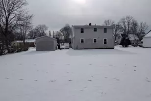 14 Walnut St, Oxford, MA 01540 - Photo 2