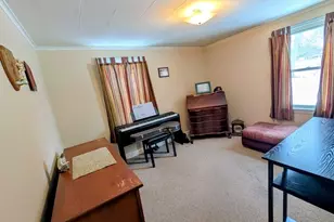 14 Walnut St, Oxford, MA 01540 - Photo 10