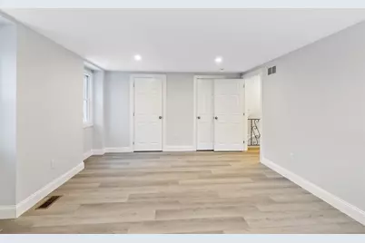 27 Village St #1, Marblehead, MA 01945 - Photo 12