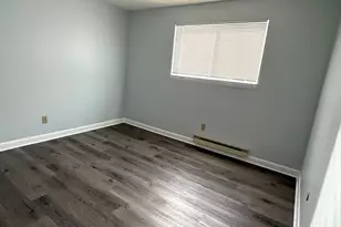 37 Fountain Ln, Weymouth, MA 02190 - Photo 8