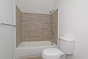 26 Huntington St, Springfield, MA 01107 - Photo 14