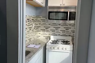 6 Windsor St, Worcester, MA 01605 - Photo 4