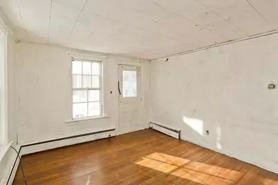 46-52 Maplewood, Chicopee, MA 01013 - Photo 18