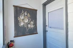 7 Wall St, Fitchburg, MA 01420 - Photo 16