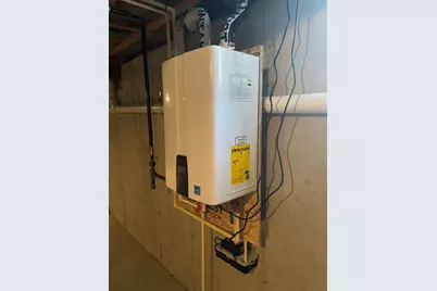 855 County St #2, Attleboro, MA 02703 - Photo 28