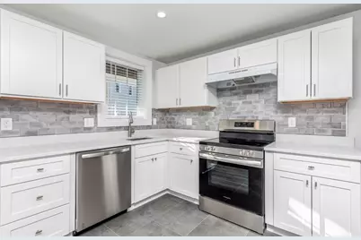 6 Maple Ave #1, Swampscott, MA 01907 - Photo 10