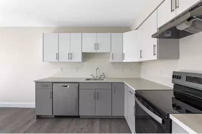 472 Essex Street #303, Lynn, MA 01902 - Photo 2