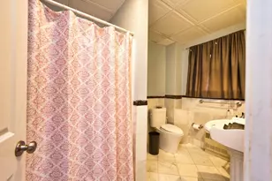 355 Peckham St, Fall River, MA 02724 - Photo 10