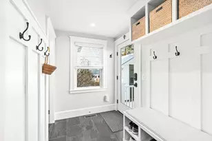 10 Hesseltine Ave, Melrose, MA 02176 - Photo 18