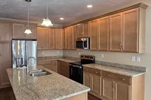 210 Fidelity Dr, Rutland, MA 01543 - Photo 2