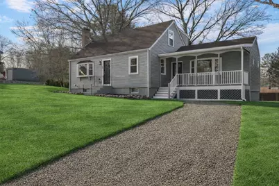 38 Conlyn Ave, Franklin, MA 02038 - Photo 2