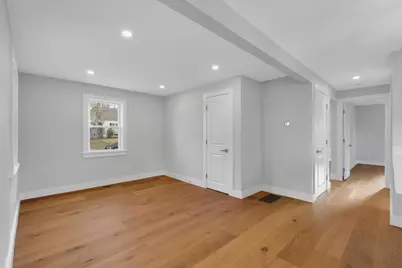 38 Conlyn Ave, Franklin, MA 02038 - Photo 16