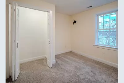 33 Lakeside Dr, Shrewsbury, MA 01545 - Photo 22