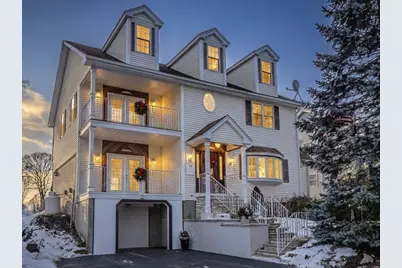 33 Lakeside Dr, Shrewsbury, MA 01545 - Photo 1